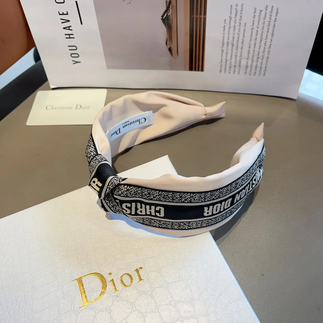 Бижутерия Christian Dior 17834