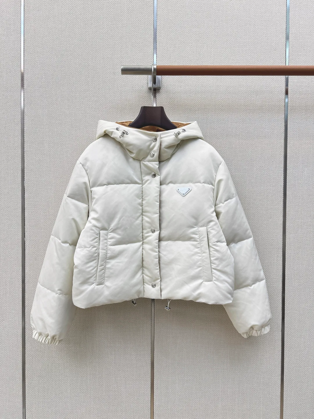 Куртки И Пуховики Женские Prada 18023691