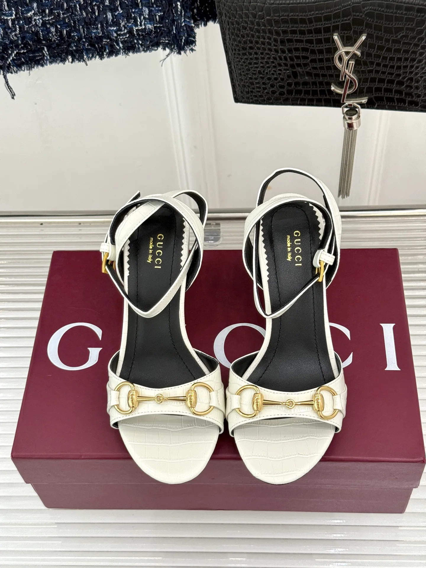 Босоножки Женские Gucci 18034503