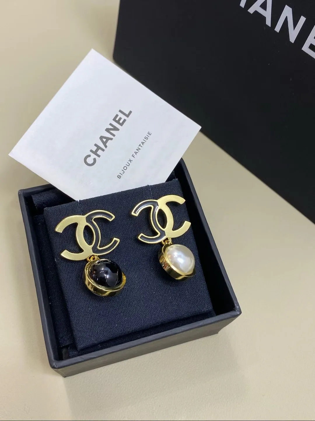 Бижутерия Chanel 11223554