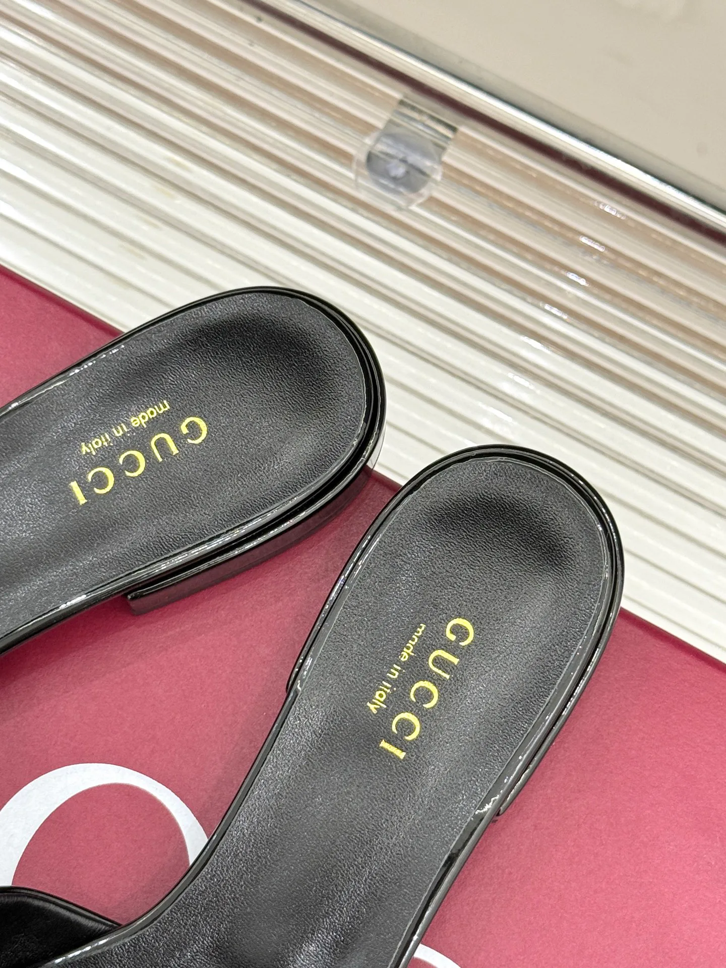 Шлепанцы Женские Gucci 21961