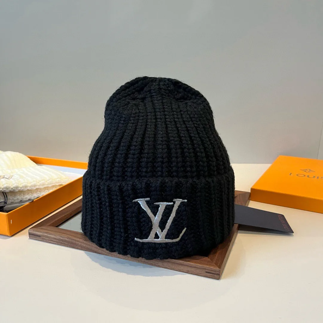 Головные Уборы Louis Vuitton 240584