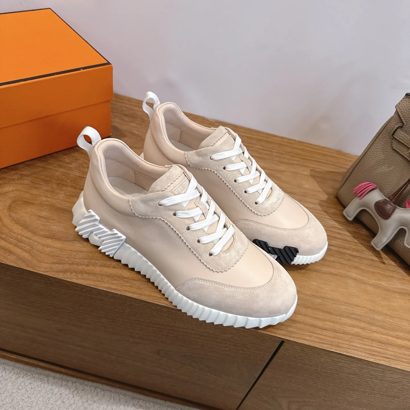 Кроссовки Женские Hermes 9915004