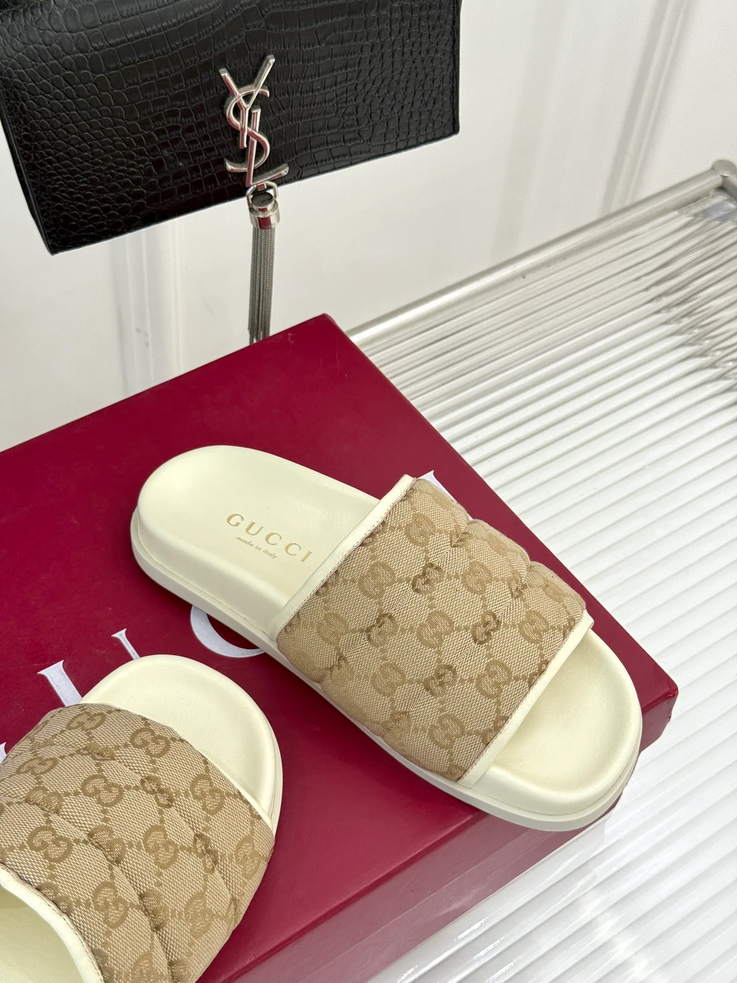 Шлепанцы Женские Gucci 46990