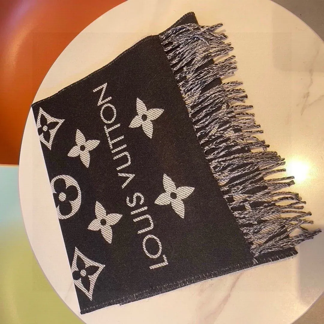 Шарфы Louis Vuitton 8872