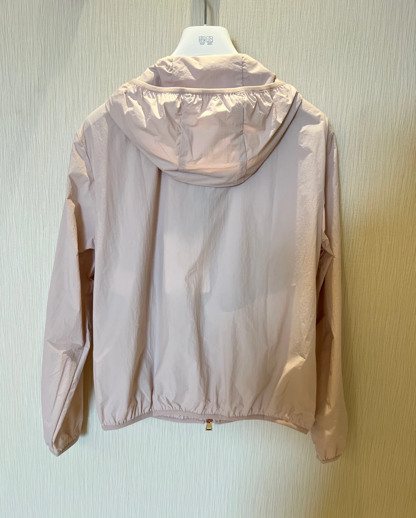 Куртки И Пуховики Женские Moncler 18766937
