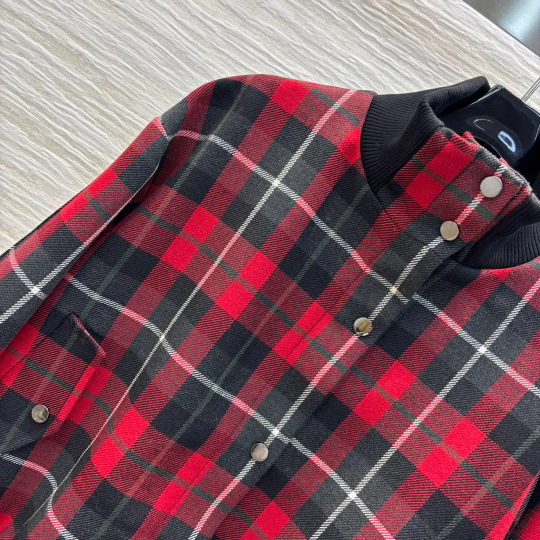 Куртки И Пуховики Женские Christian Dior 13606