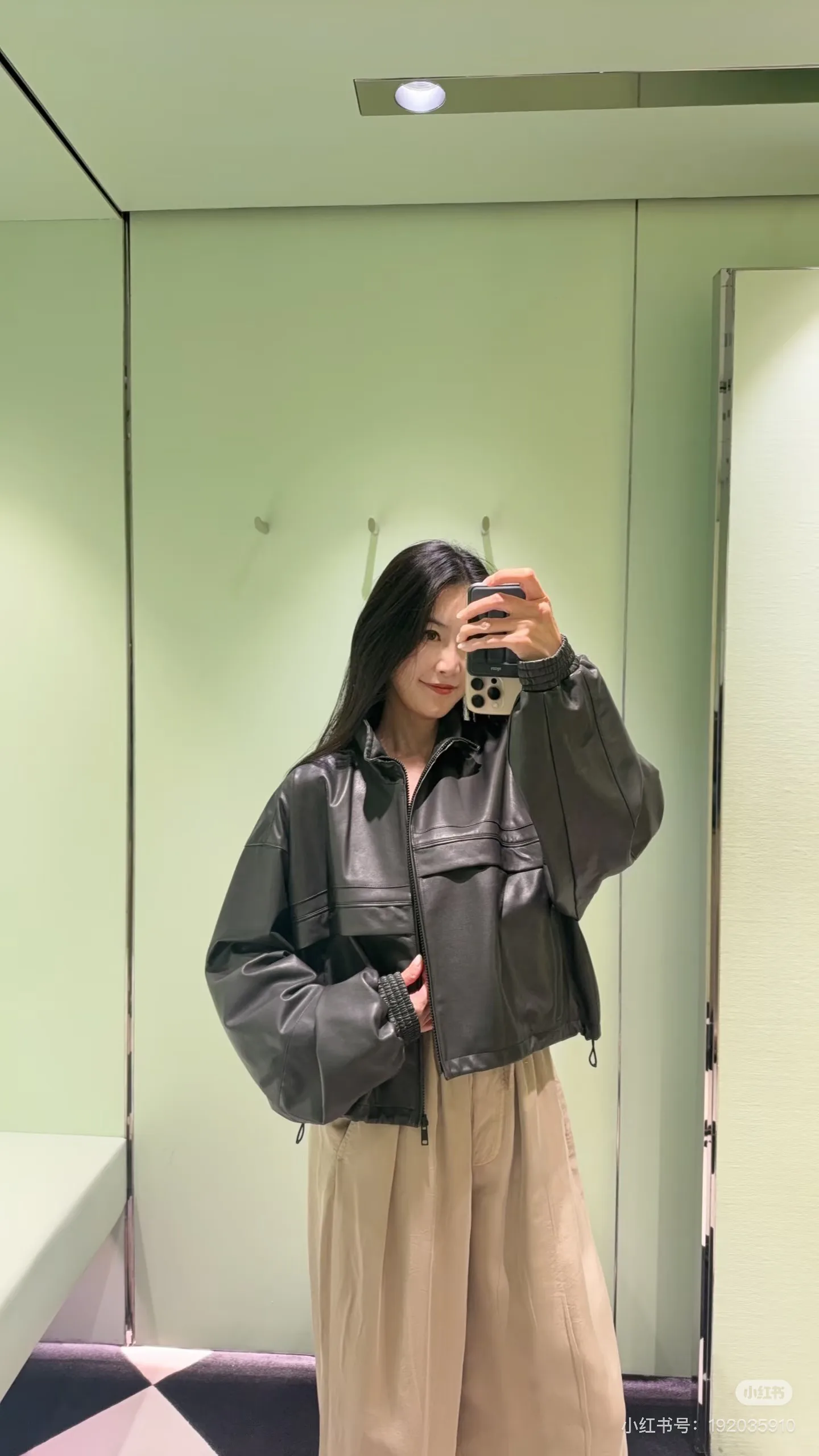 Кожаные Куртки И Дублёнки Женские Prada 18172848