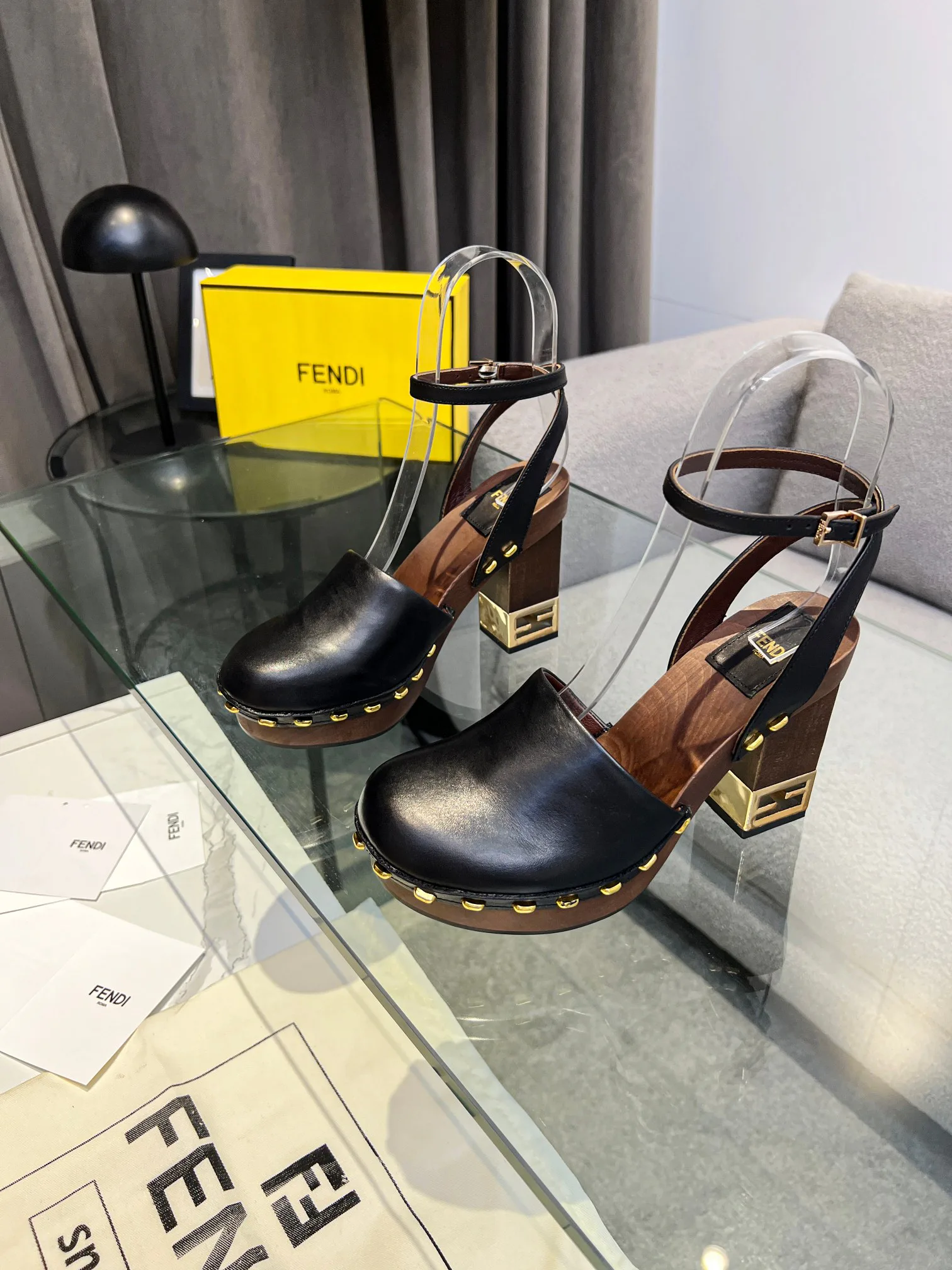Туфли Женские Fendi 430575