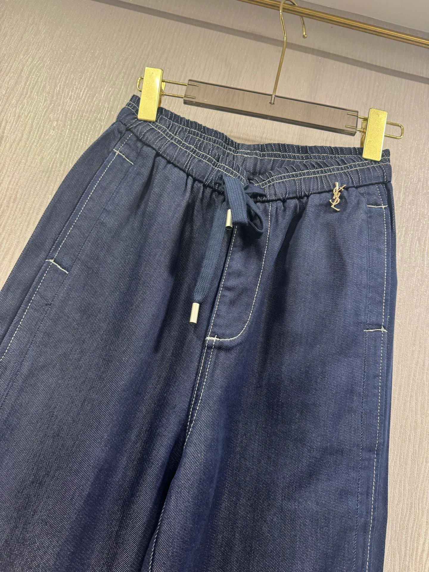 Джинсы Женские Saint Laurent 10048888