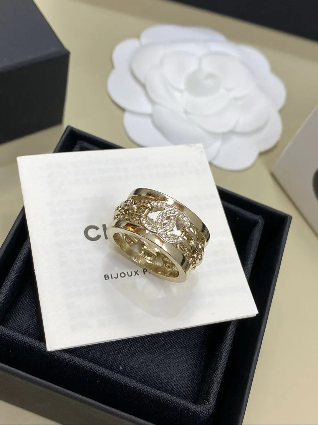 Бижутерия Chanel 11420350