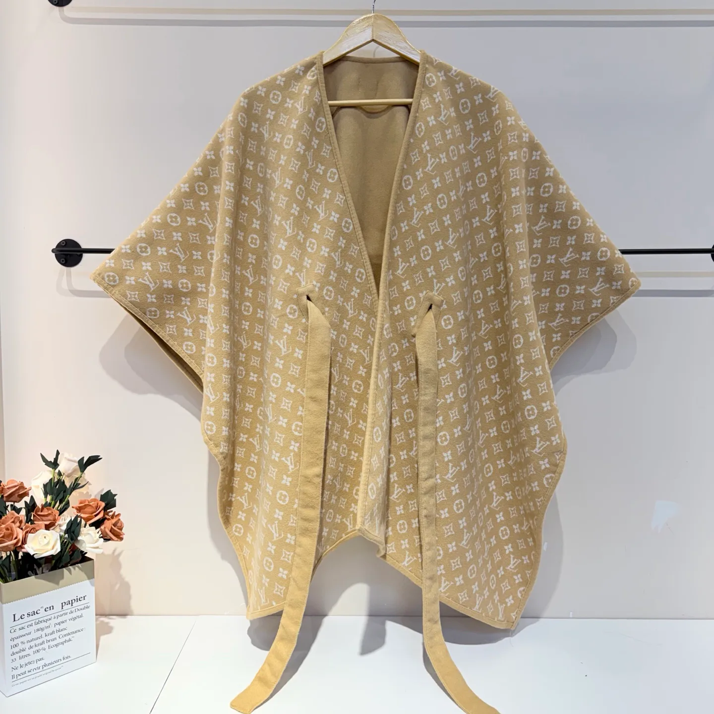 Пальто Женские Louis Vuitton 18262606