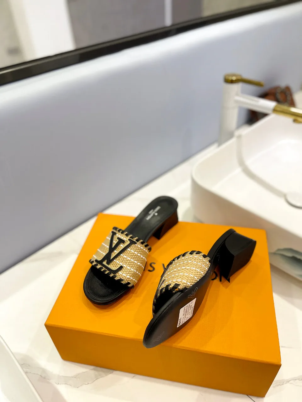 Босоножки Женские Louis Vuitton 9623605