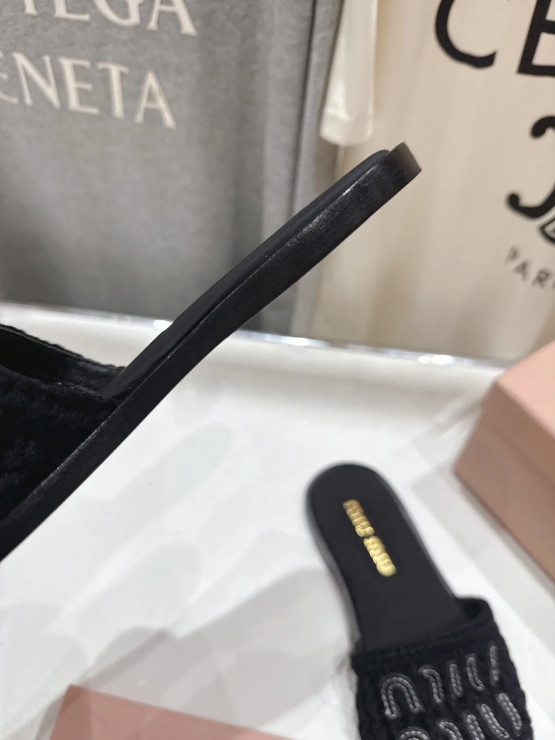 Шлепанцы Женские Miu Miu 3603729