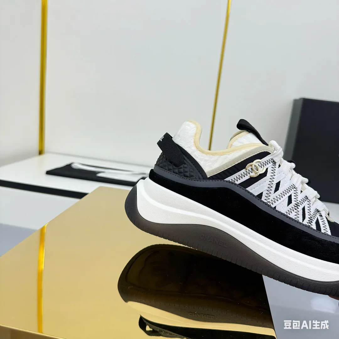 Кроссовки Женские Chanel 4502704