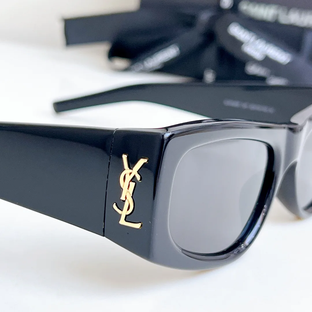 Очки Saint Laurent 17026