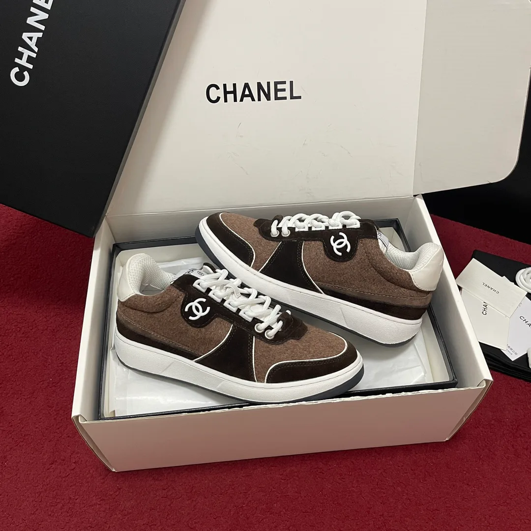 Кроссовки Женские Chanel 18195104