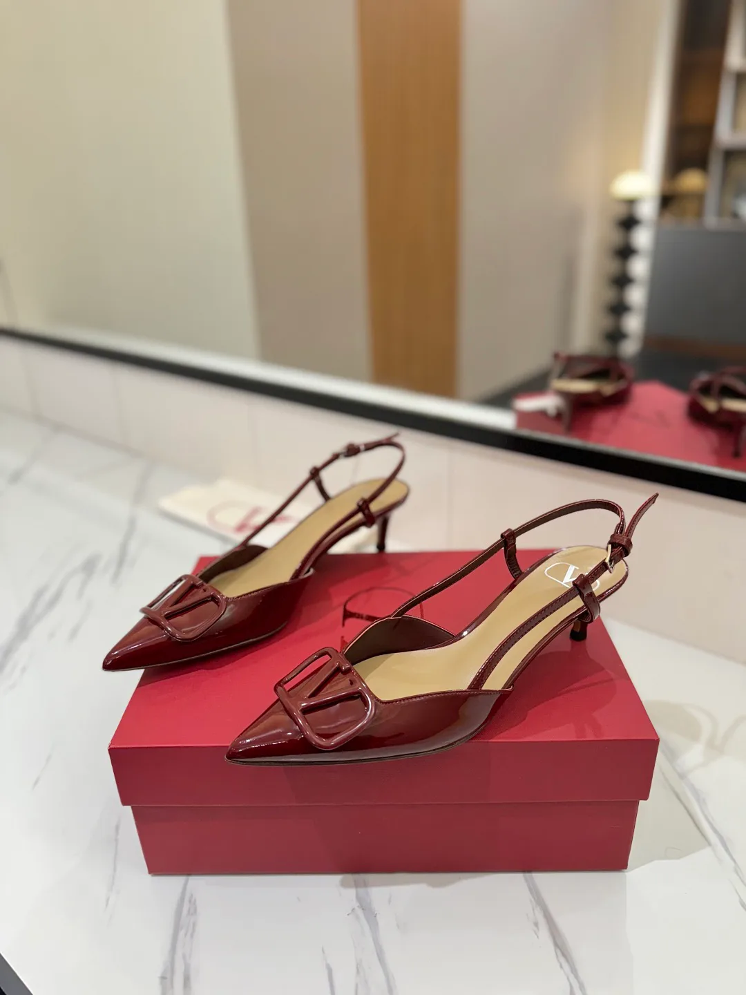 Босоножки Женские Valentino 11516231