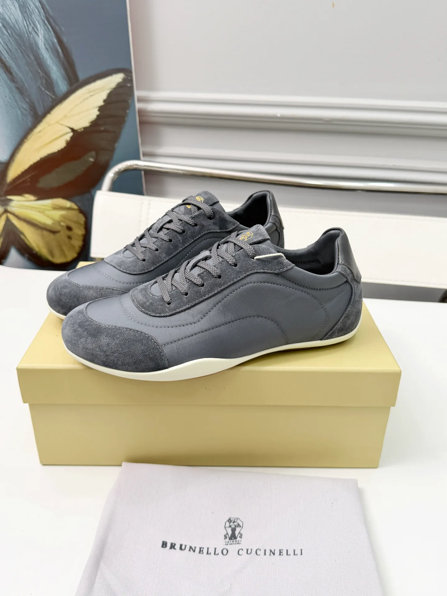 Кроссовки Женские Brunello Cucinelli 18257103