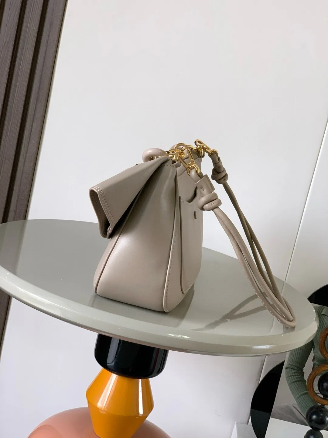 Классические Сумки Женские Loewe 18116478