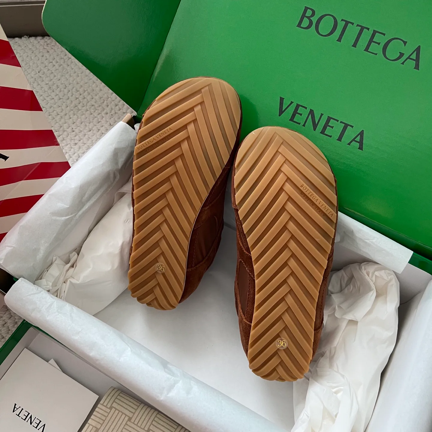 Кроссовки Женские Bottega Veneta 11565916