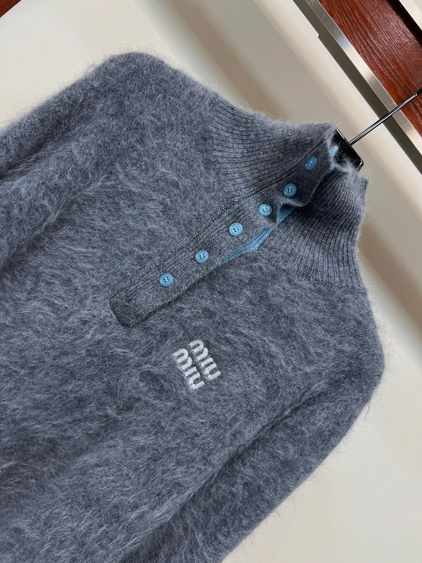 Джемперы И Свитеры Женские Miu Miu 18721589