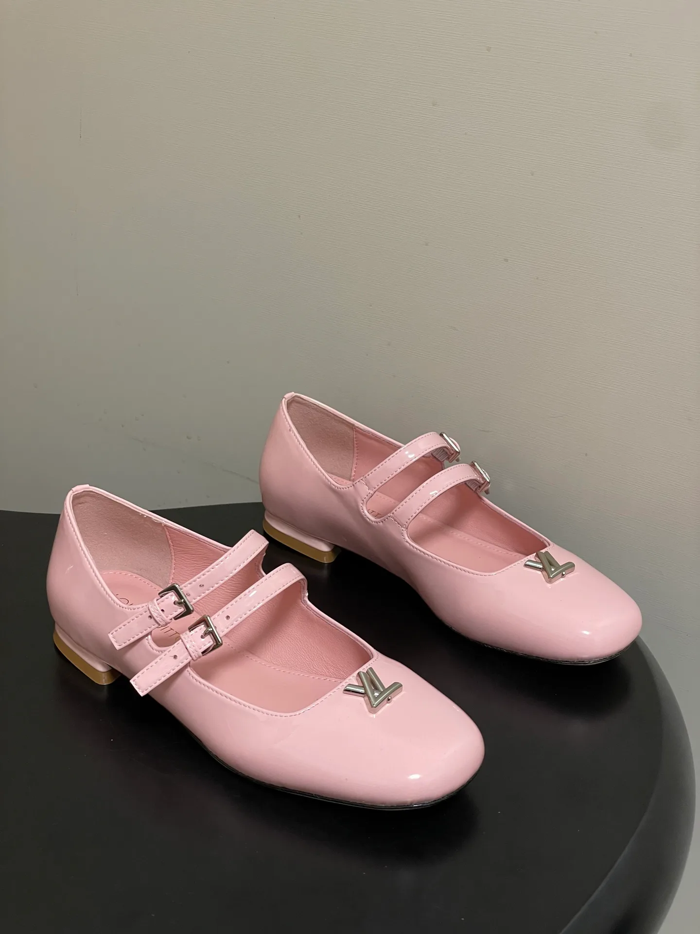 Туфли Женские Louis Vuitton 13226193