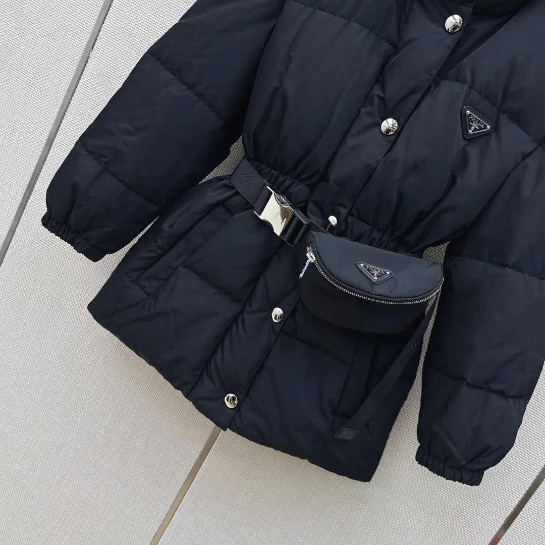 Куртки И Пуховики Женские Prada 17984608