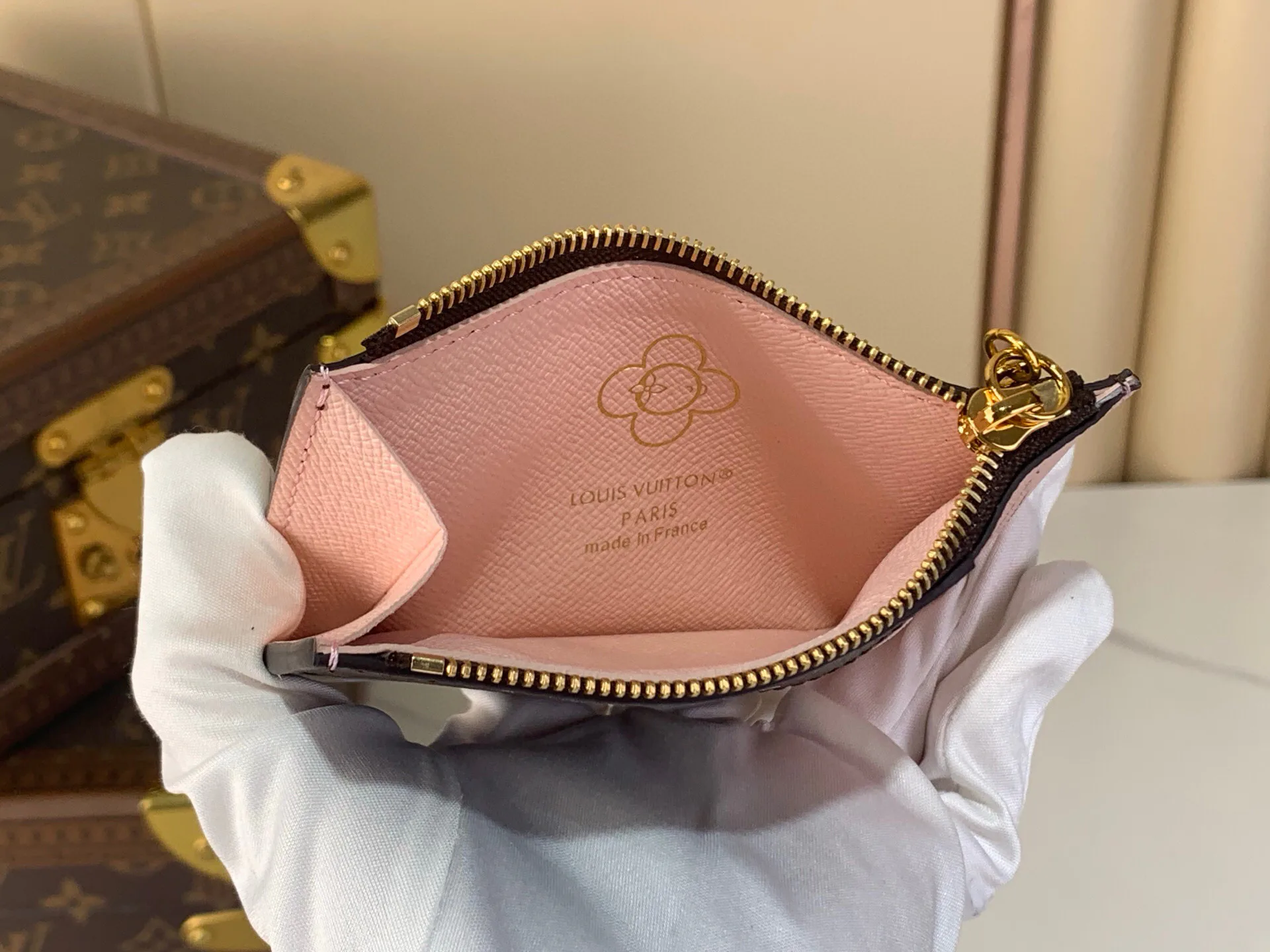 Кошельки Louis Vuitton 256462