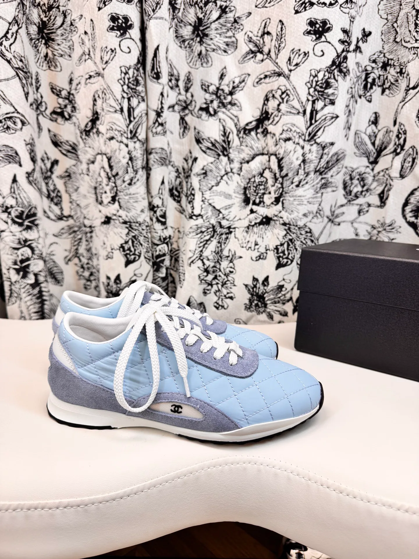 Кроссовки Женские Chanel 392331