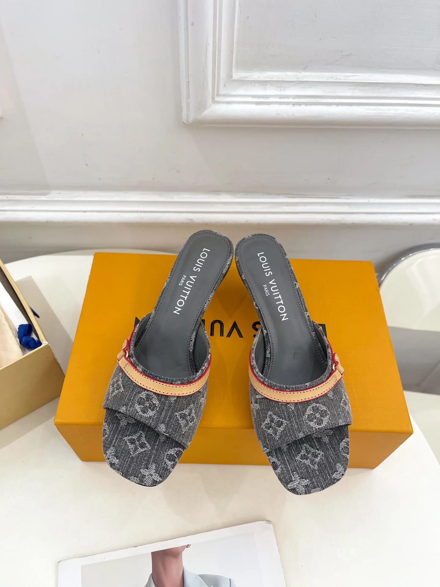 Туфли Женские Louis Vuitton 11458193