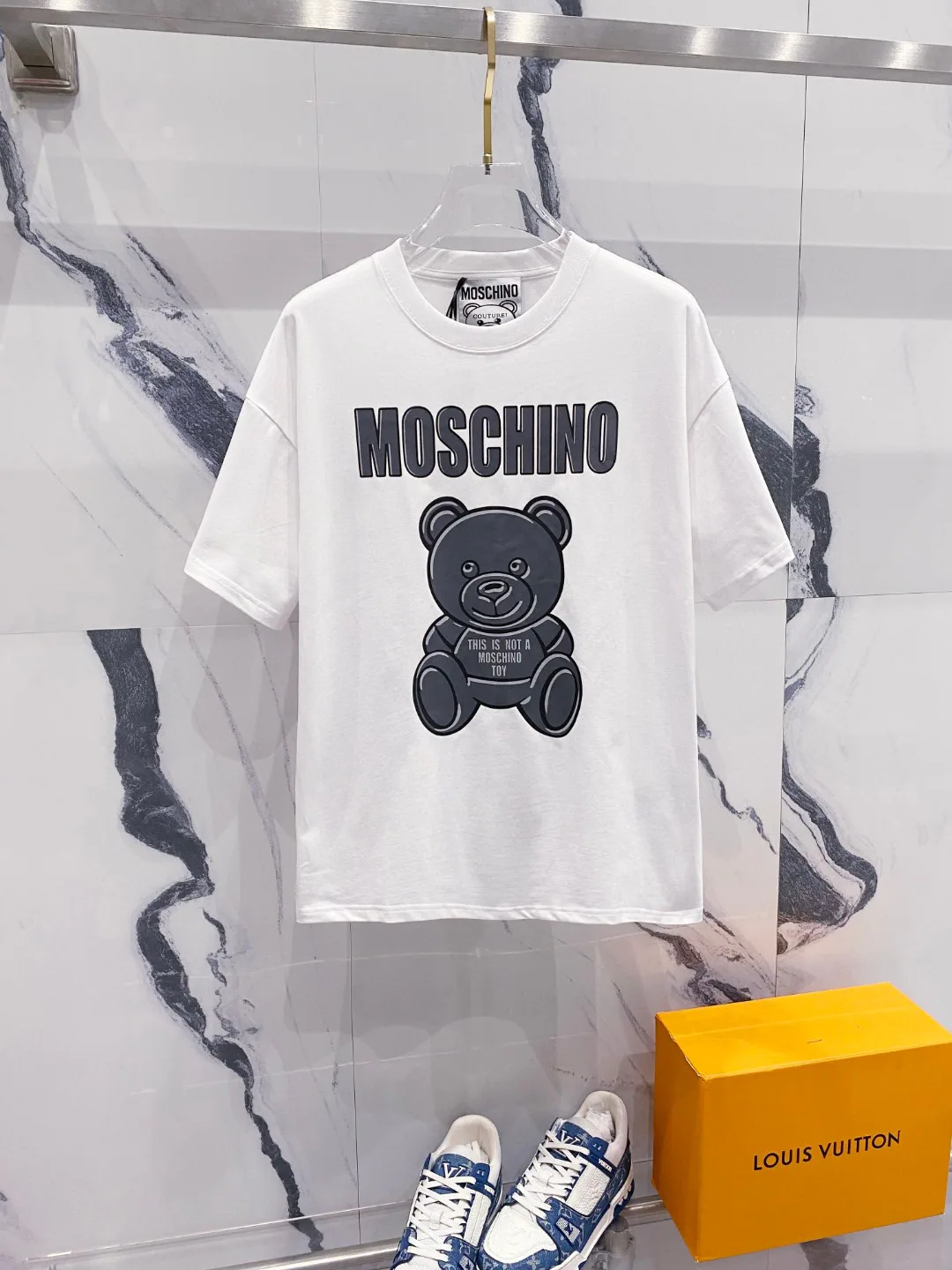 Футболки Женские Moschino 12484