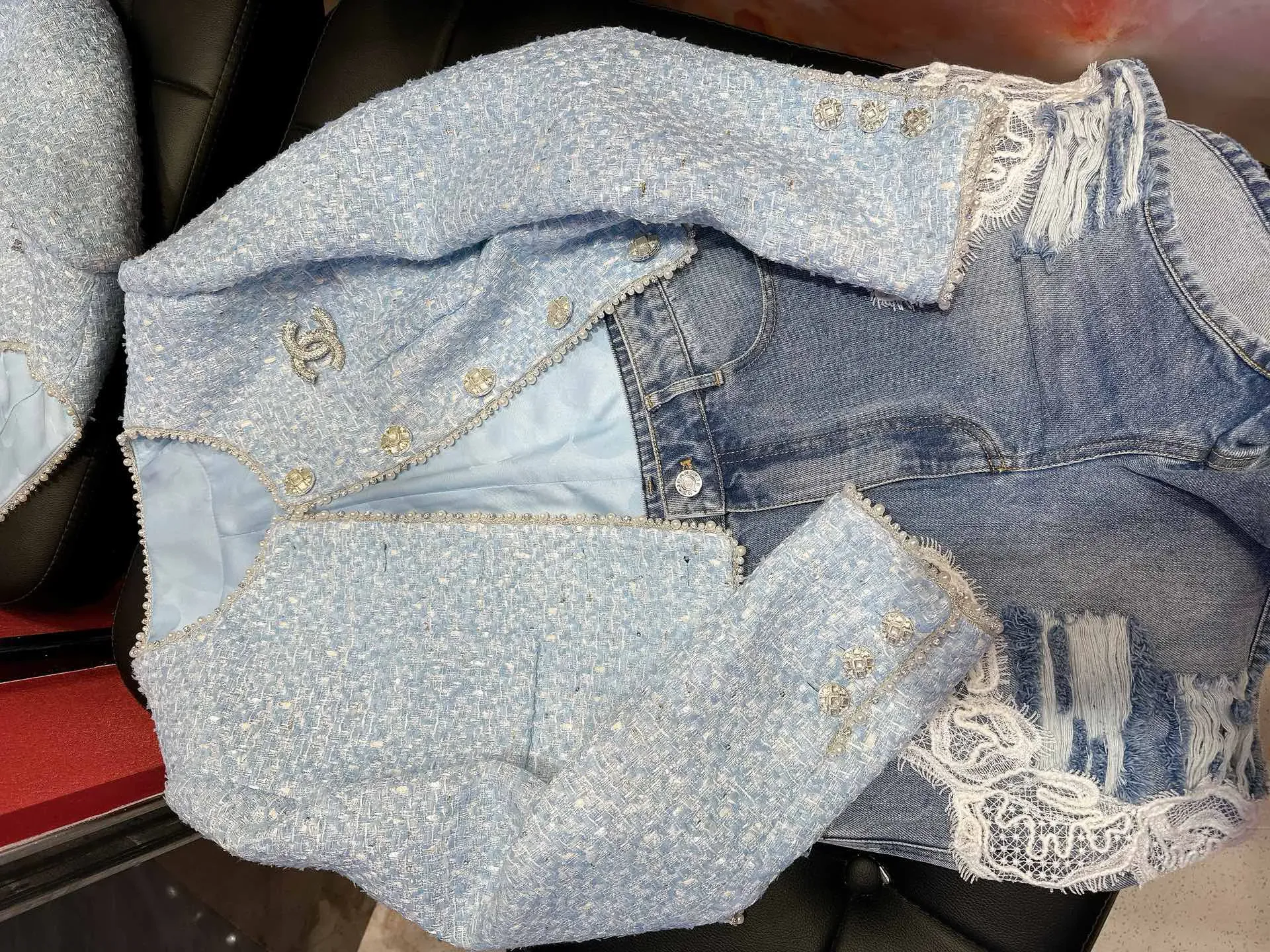 Куртки И Пуховики Женские Chanel 18104