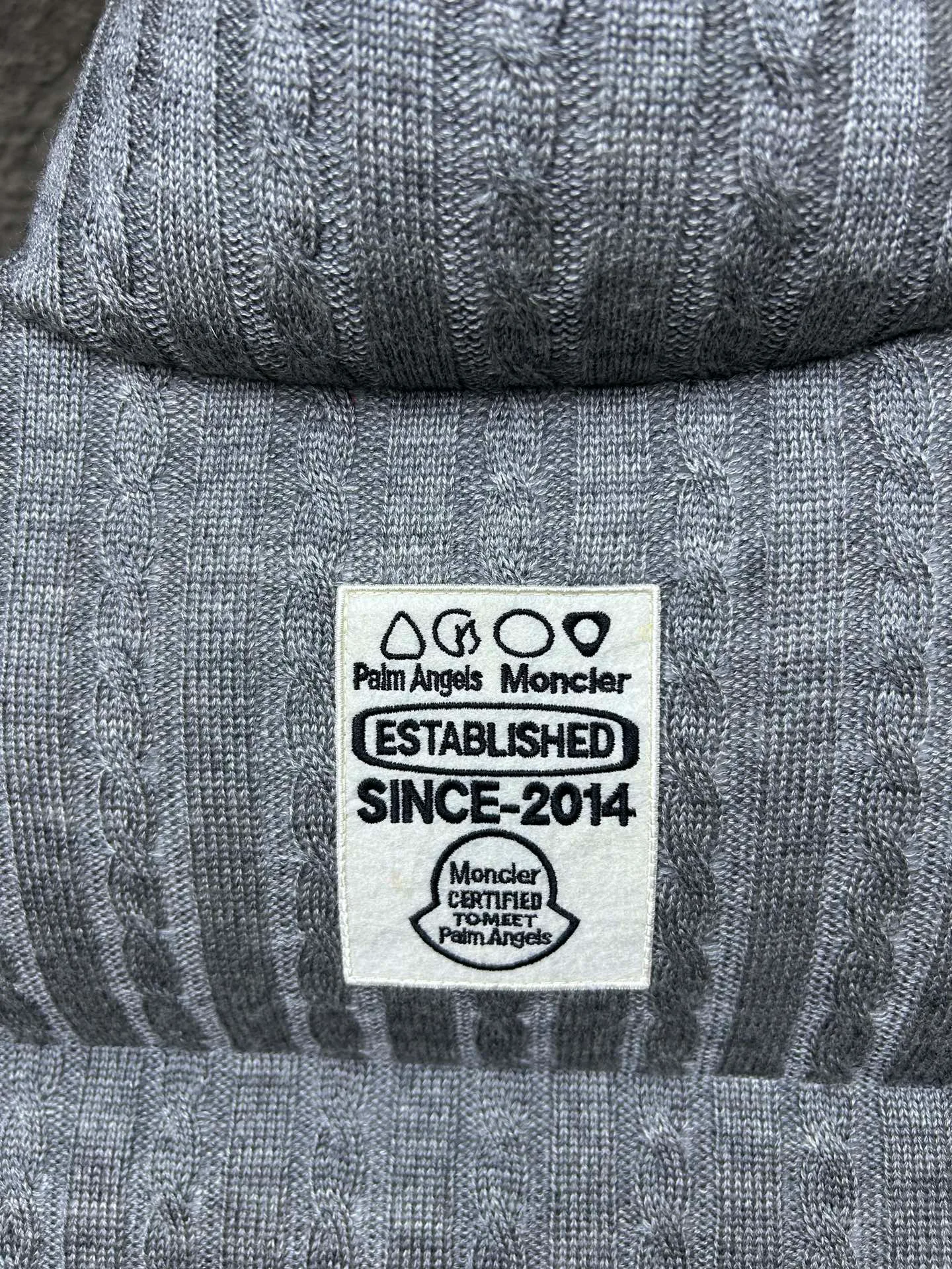 Куртки И Пуховики Женские Moncler 170477