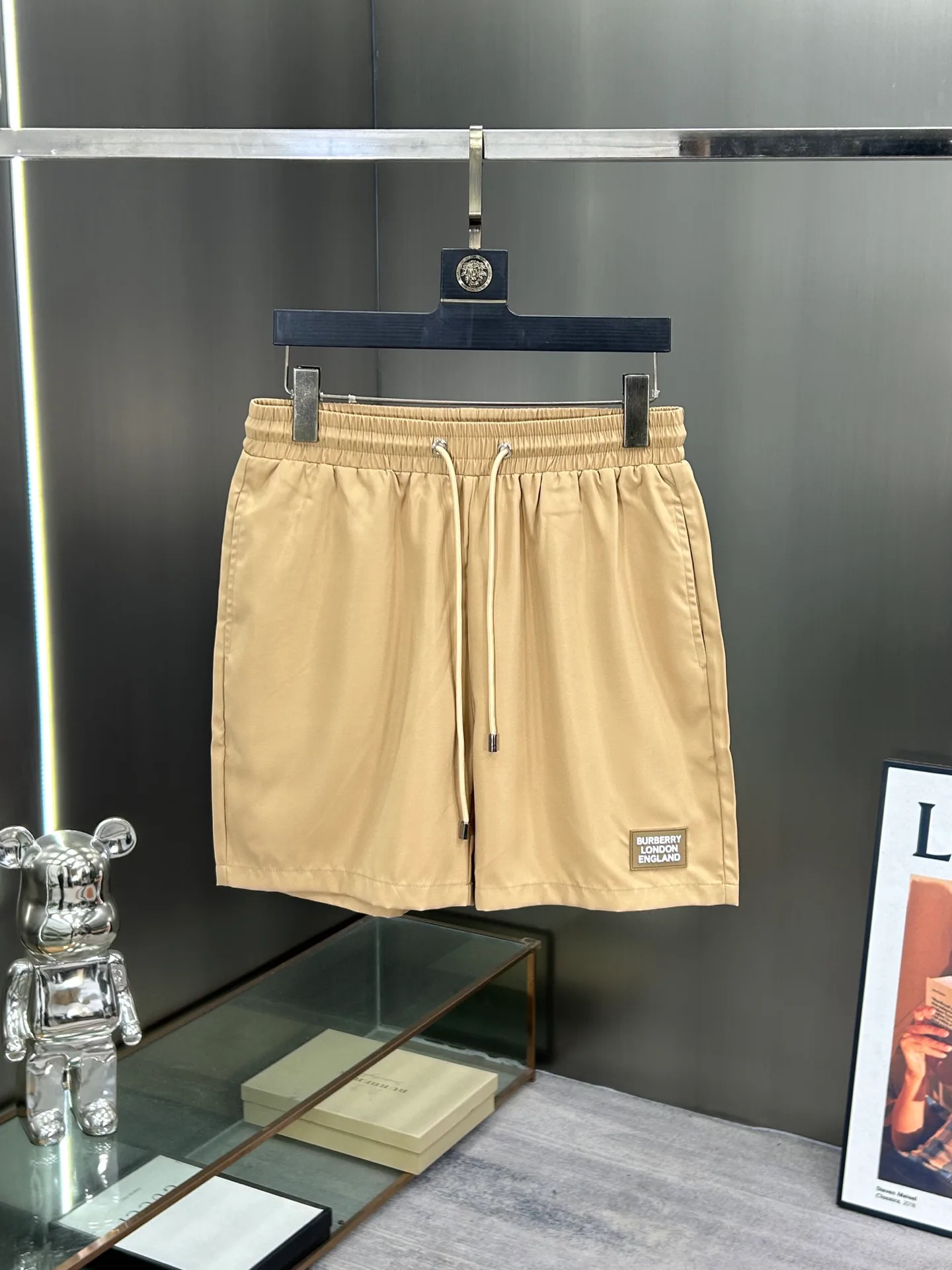 Шорты Мужские Burberry 18000493