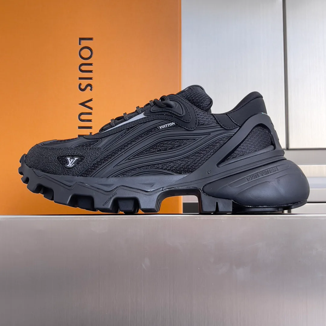 Кроссовки Мужские Louis Vuitton 11517889