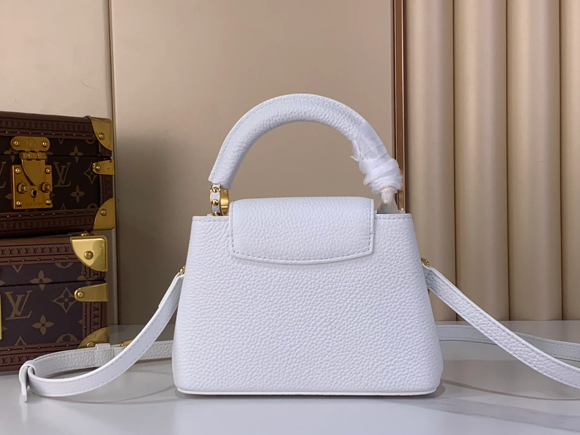 Классические Сумки Женские Louis Vuitton 11205382