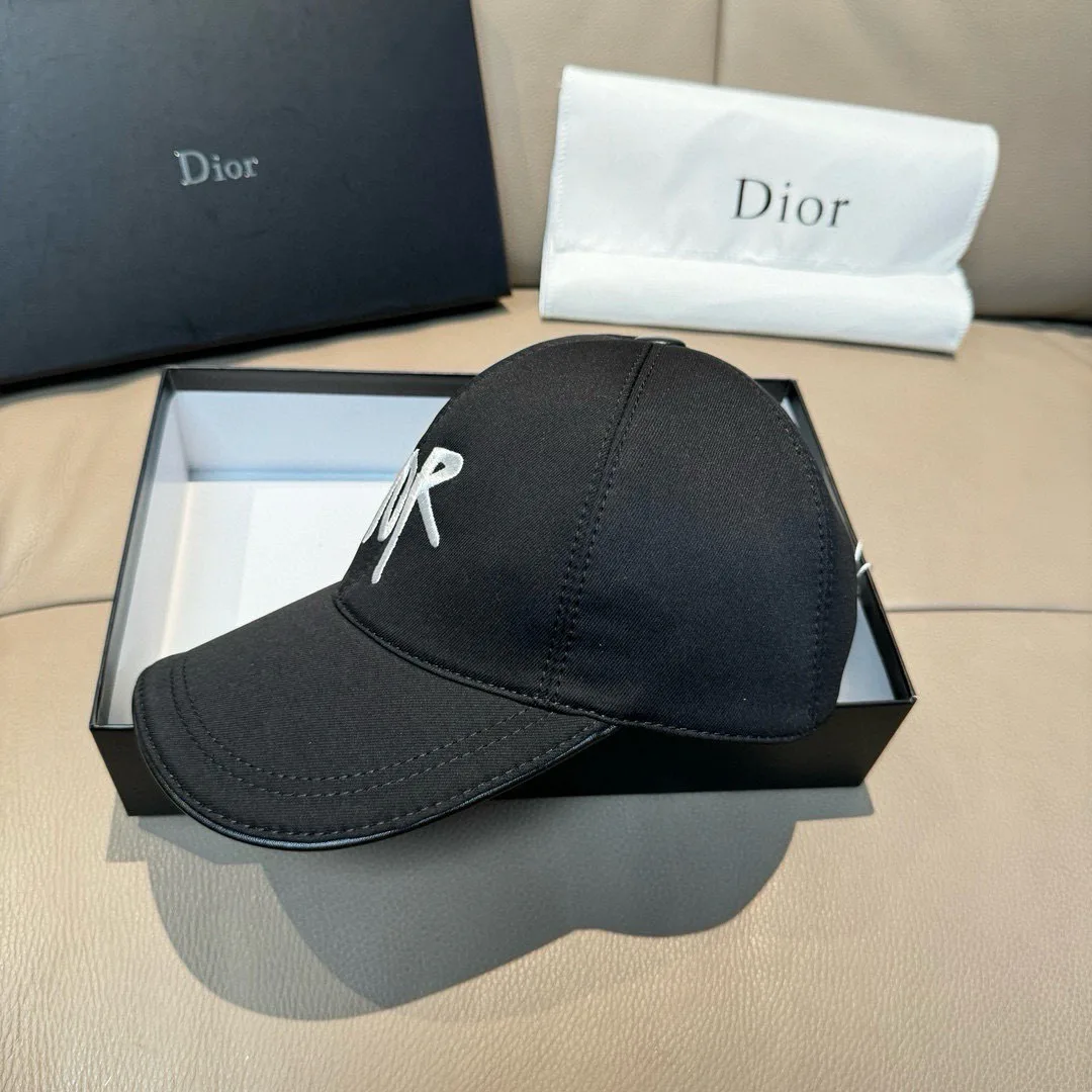 Головные Уборы Christian Dior 11362282