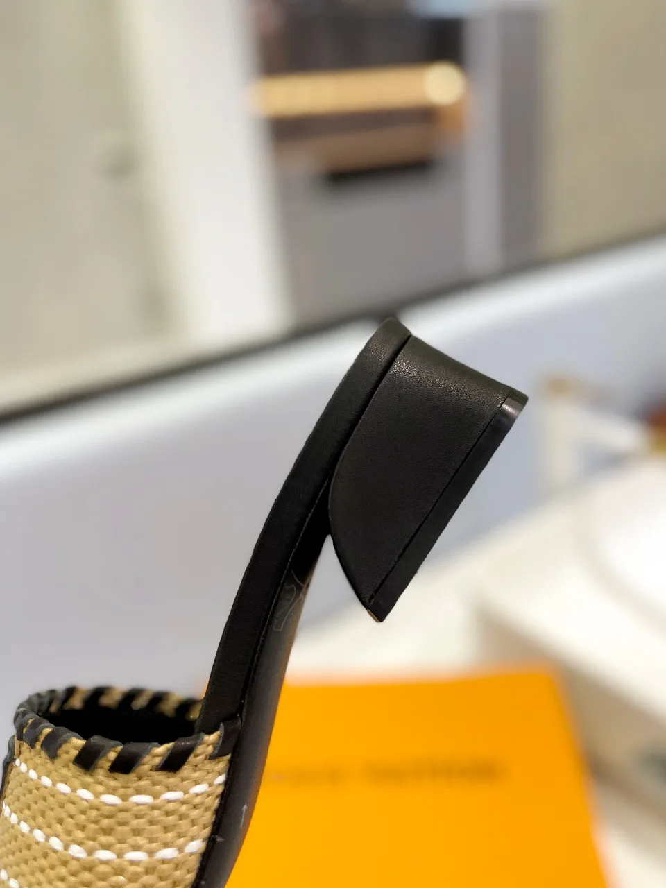 Босоножки Женские Louis Vuitton 9623605