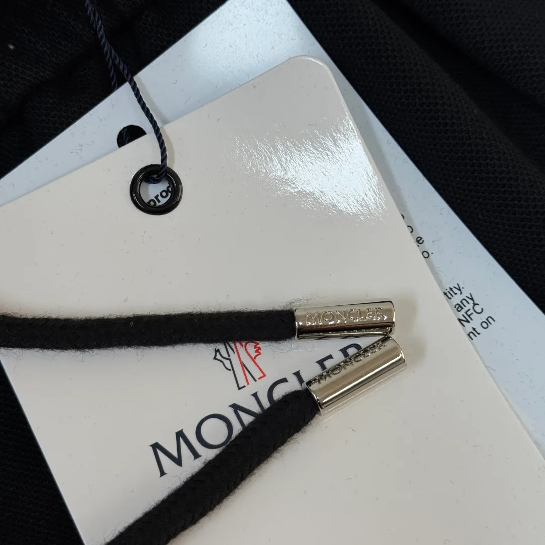 Шорты Женские Moncler 11873032