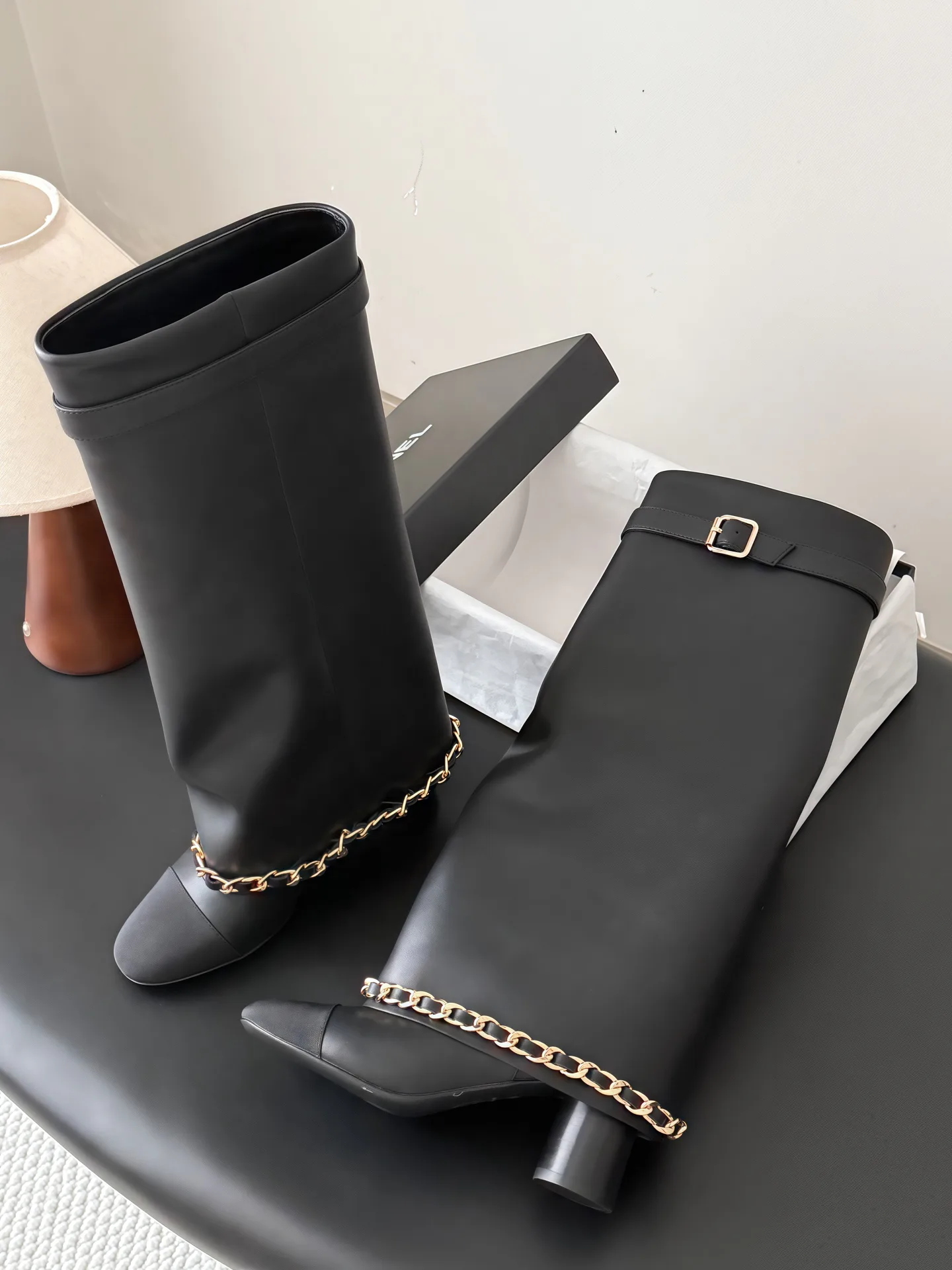Сапоги Женские Chanel 18154330