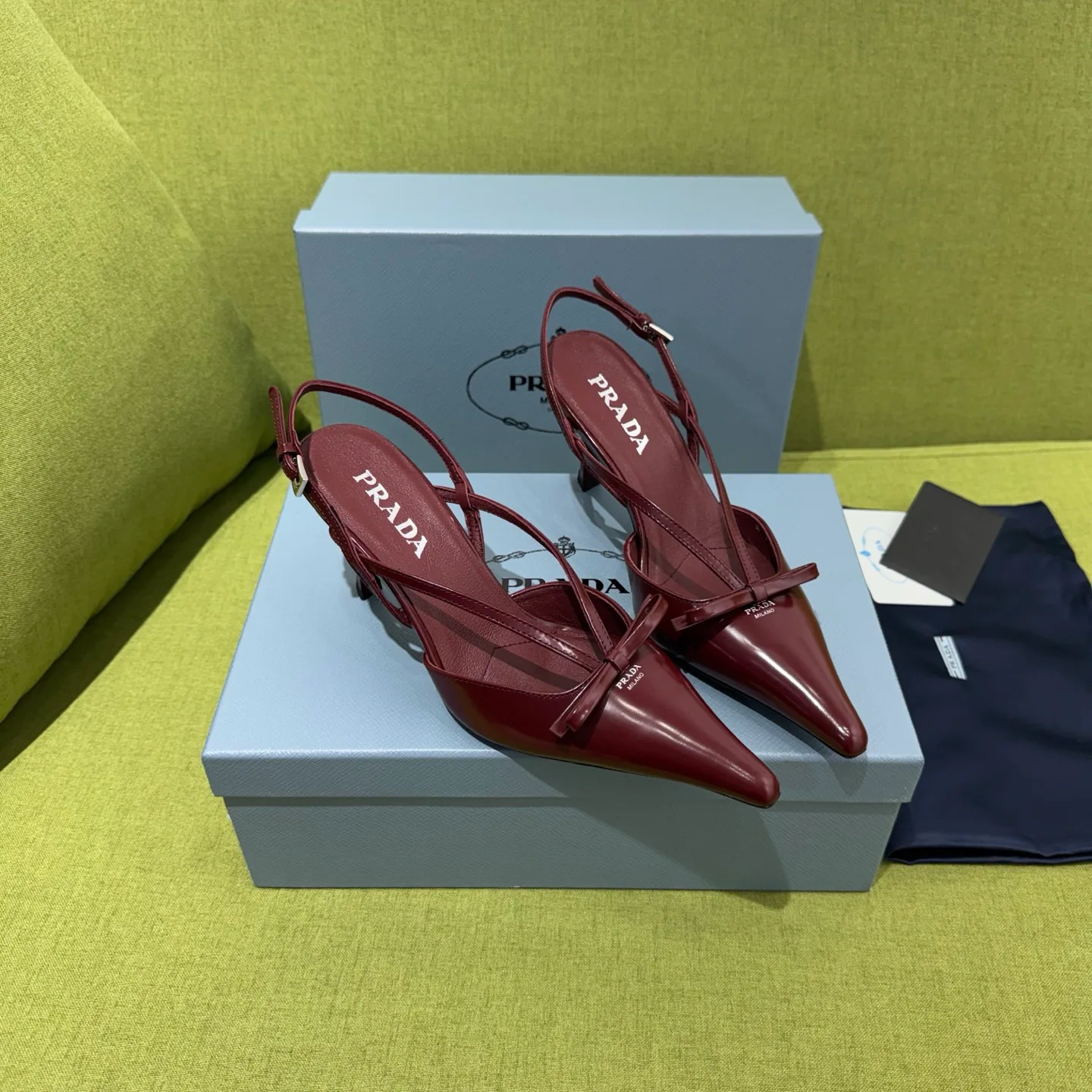 Босоножки Женские Prada 19075253