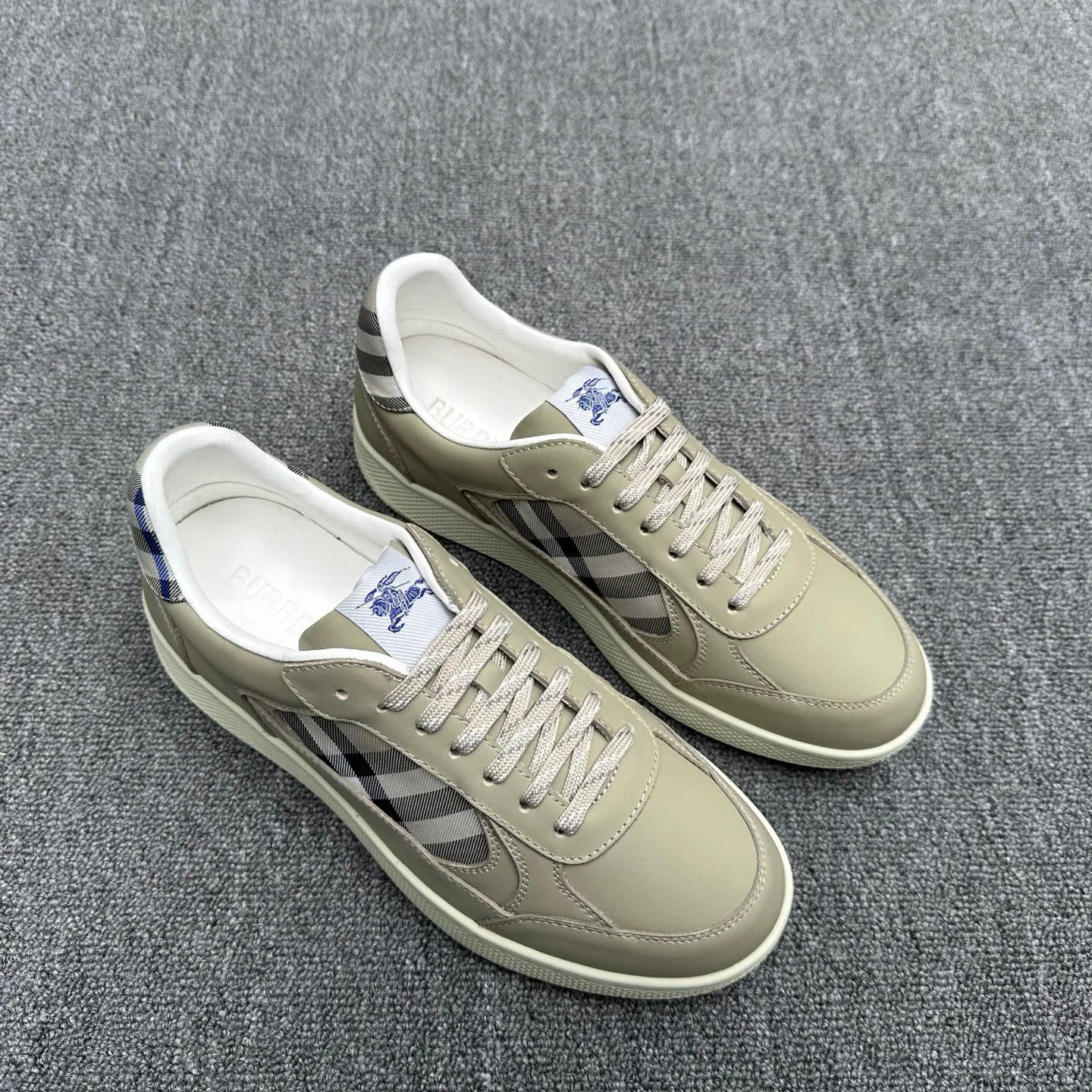Кроссовки Мужские Burberry 425246