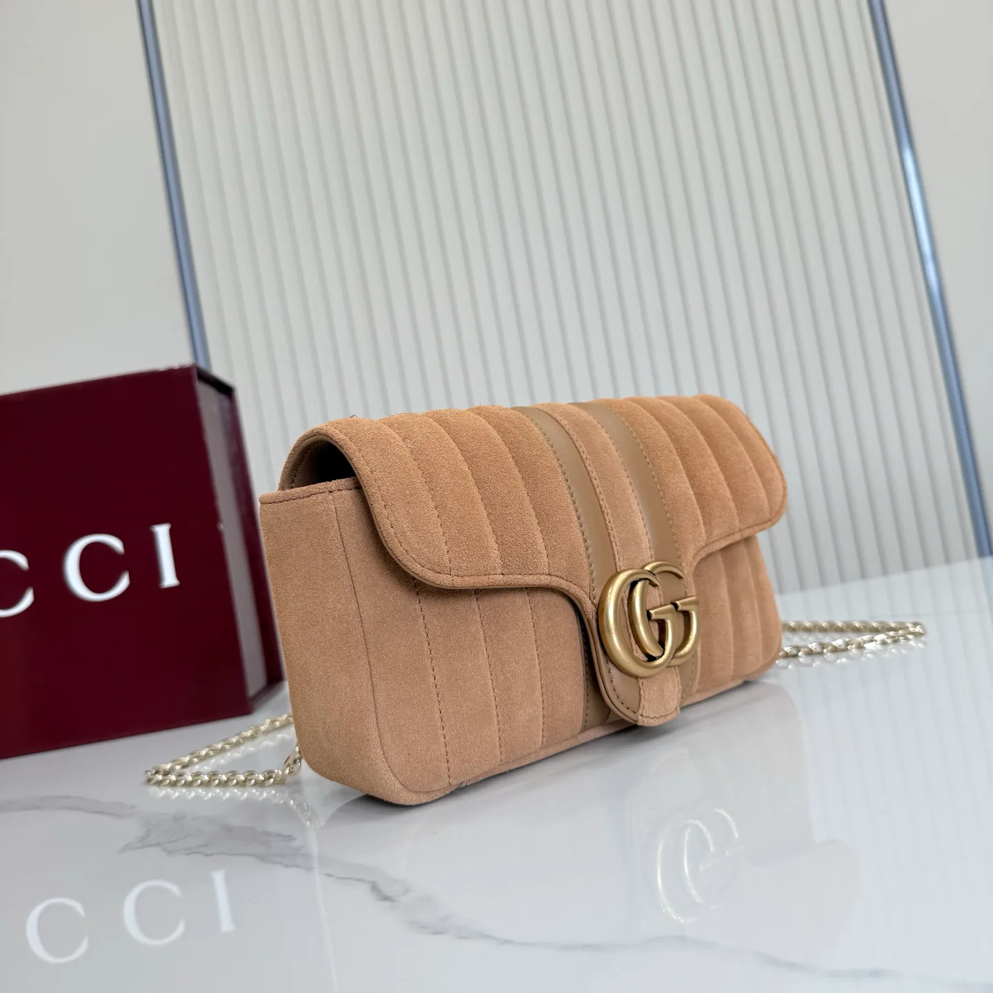 Классические Сумки Женские Gucci 18210743
