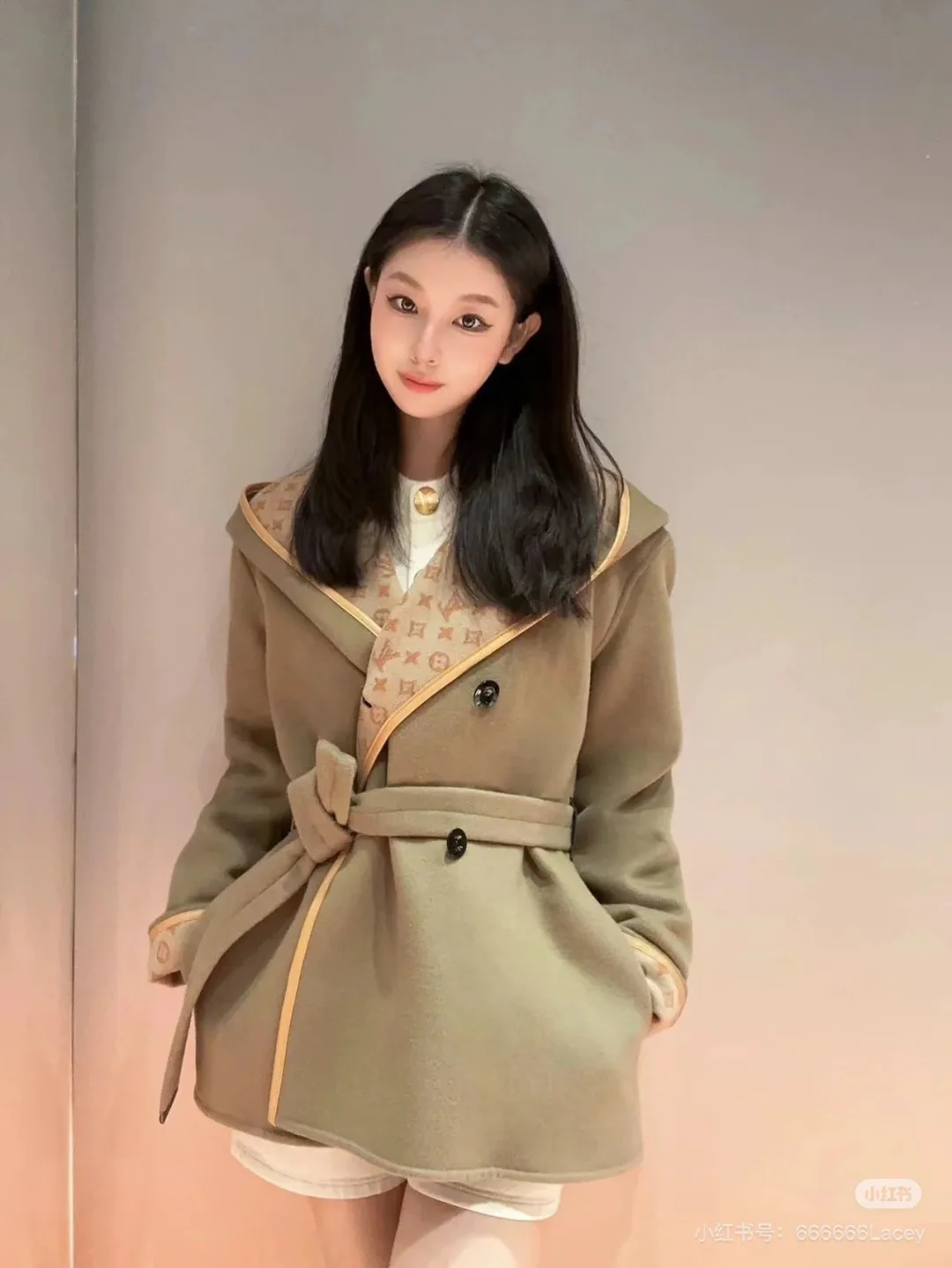 Пальто Женские Louis Vuitton 3532942