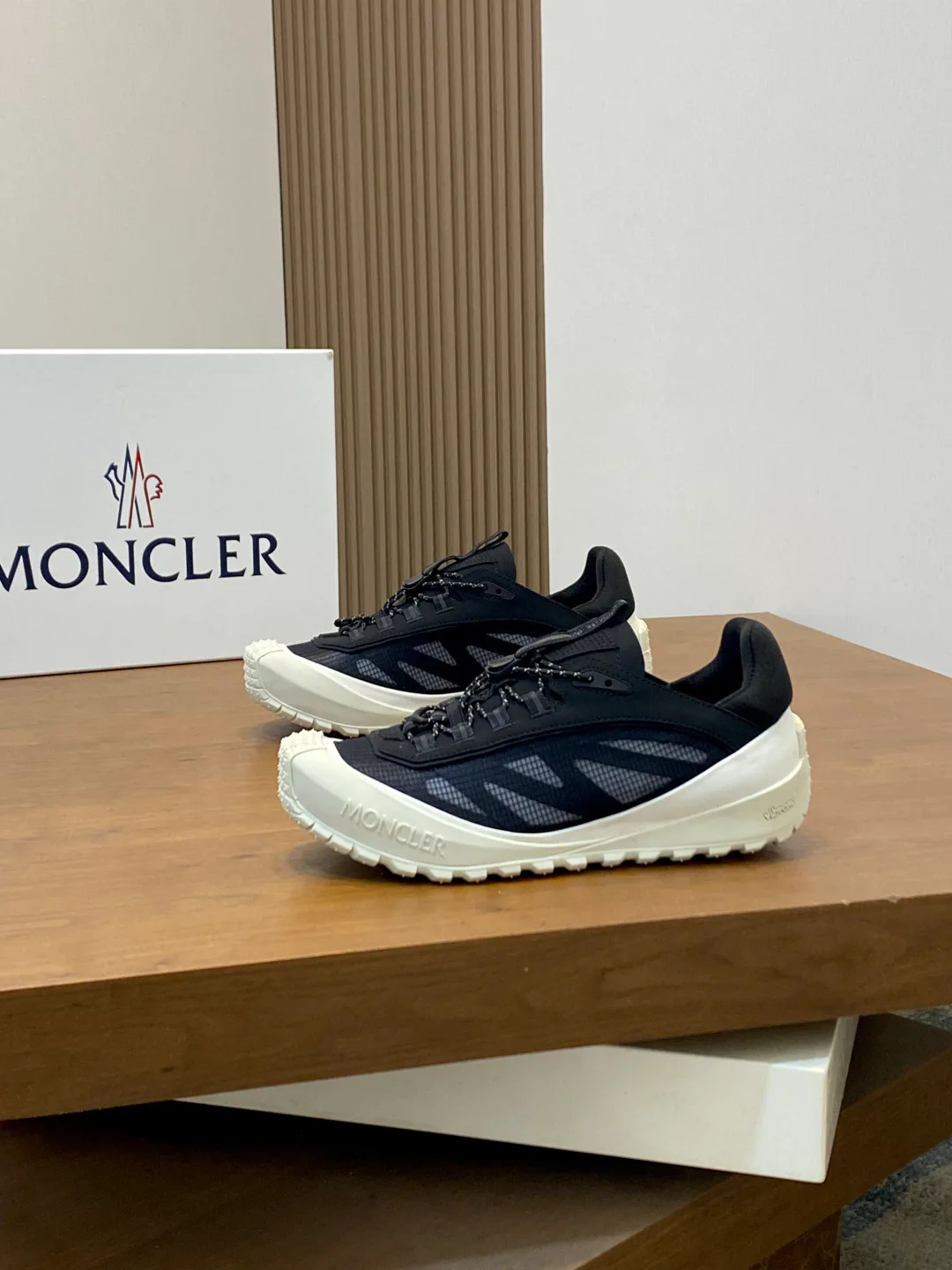 Кроссовки Мужские Moncler 18118843