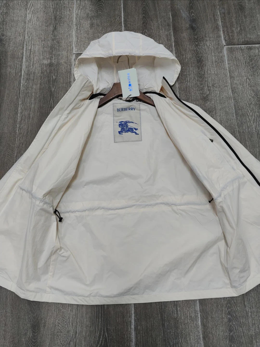 Куртки И Пуховики Женские Burberry 17998520