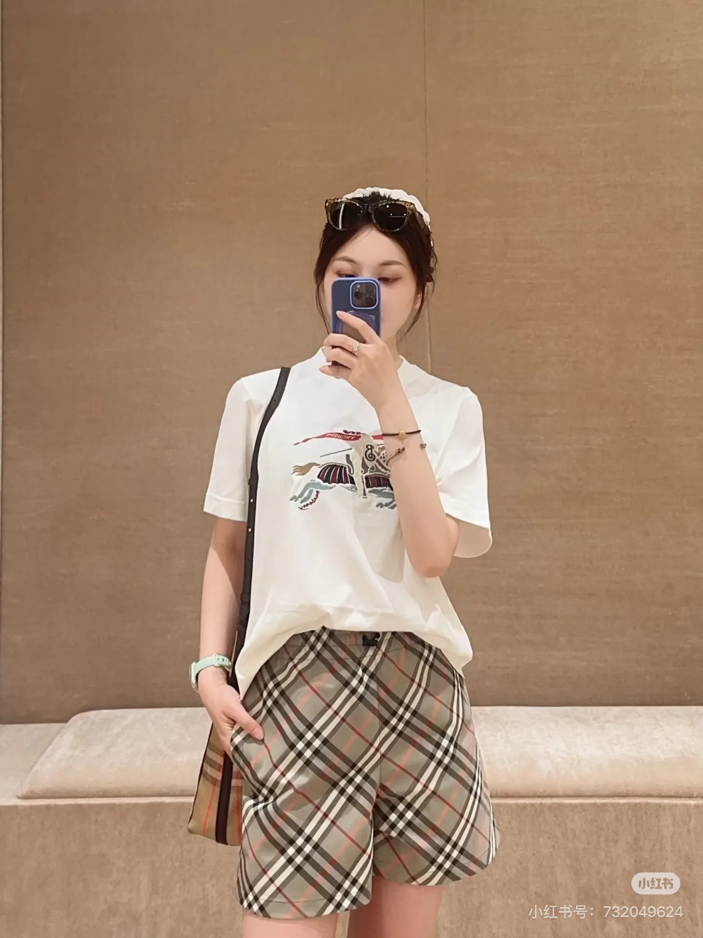 Футболки Женские Burberry 11230214