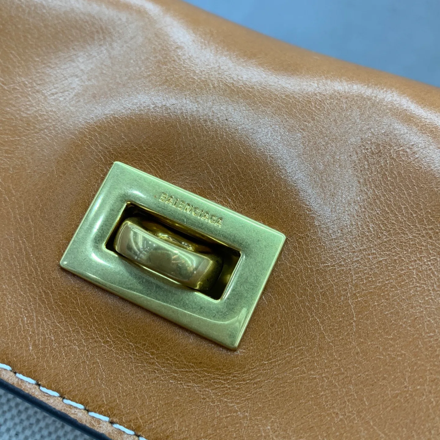 Классические Сумки Женские Balenciaga 18136011