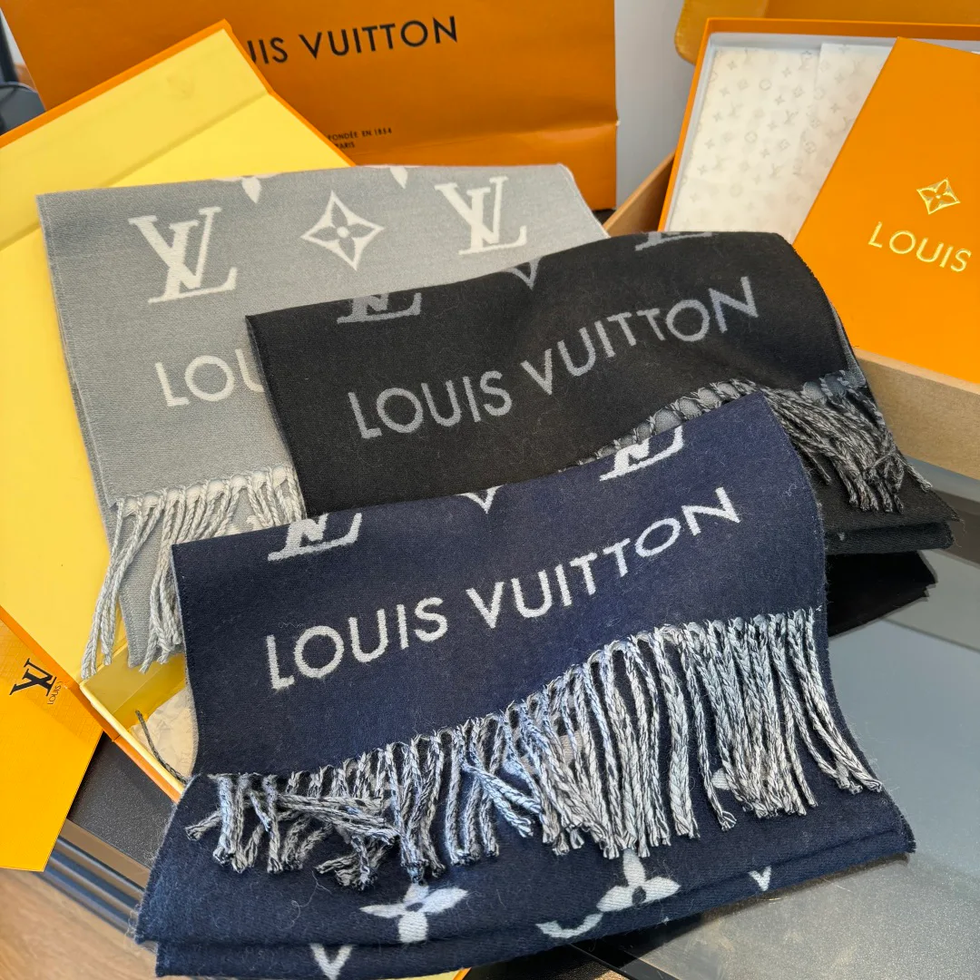 Шарфы Louis Vuitton 17827502